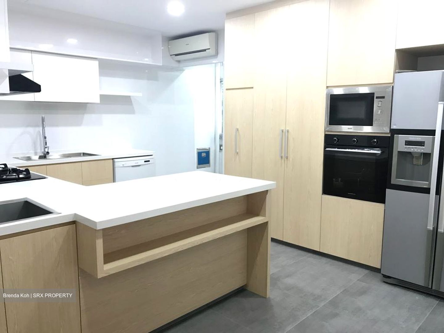 Leonie Towers (D9), Apartment #533820571